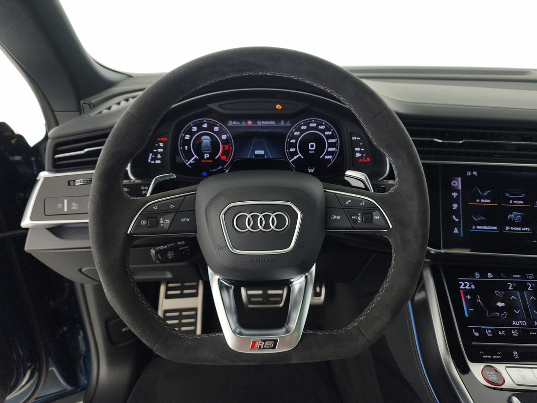Audi RSQ8