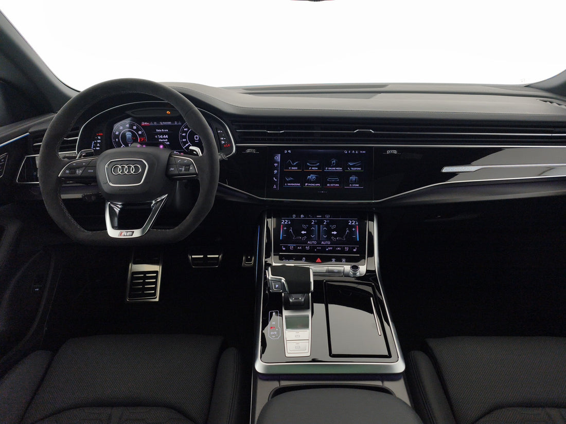Audi RSQ8