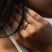 Crossed star ring - Doré