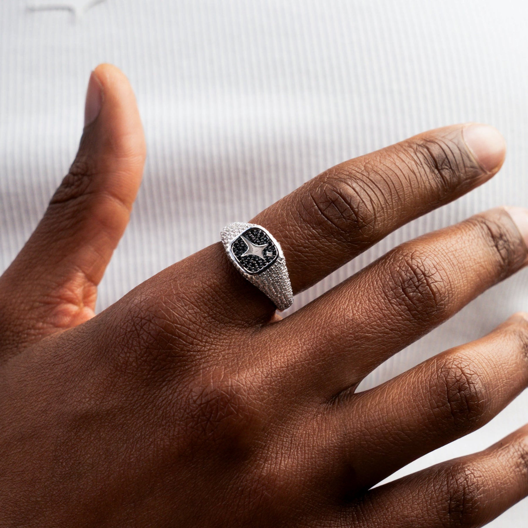 Iced Square signet ring argentée