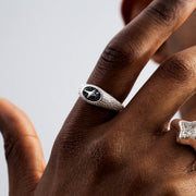 Iced Oval signet ring argentée