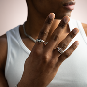 Signature Oval signet ring argentée